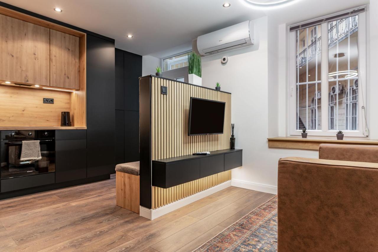 Downtown Luxury By Stlcz With 2 Bathrooms ブダペスト エクステリア 写真