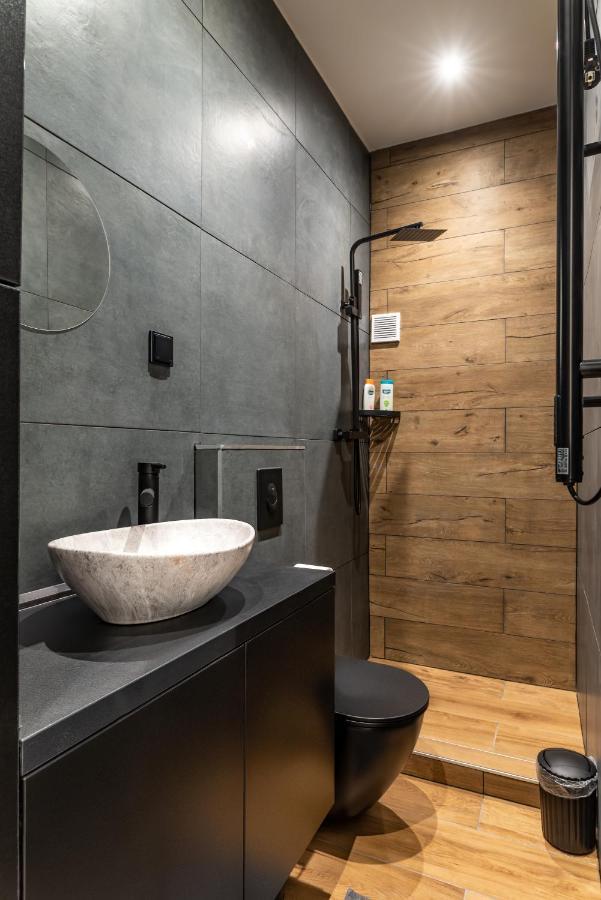 Downtown Luxury By Stlcz With 2 Bathrooms ブダペスト エクステリア 写真